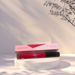 Mary Kay Matte Liquid Lipstick - Classic Red